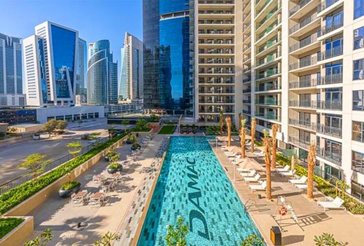 Apartment Canal Luxe Burj 1br Sleeps 4 With Pool And Gym *